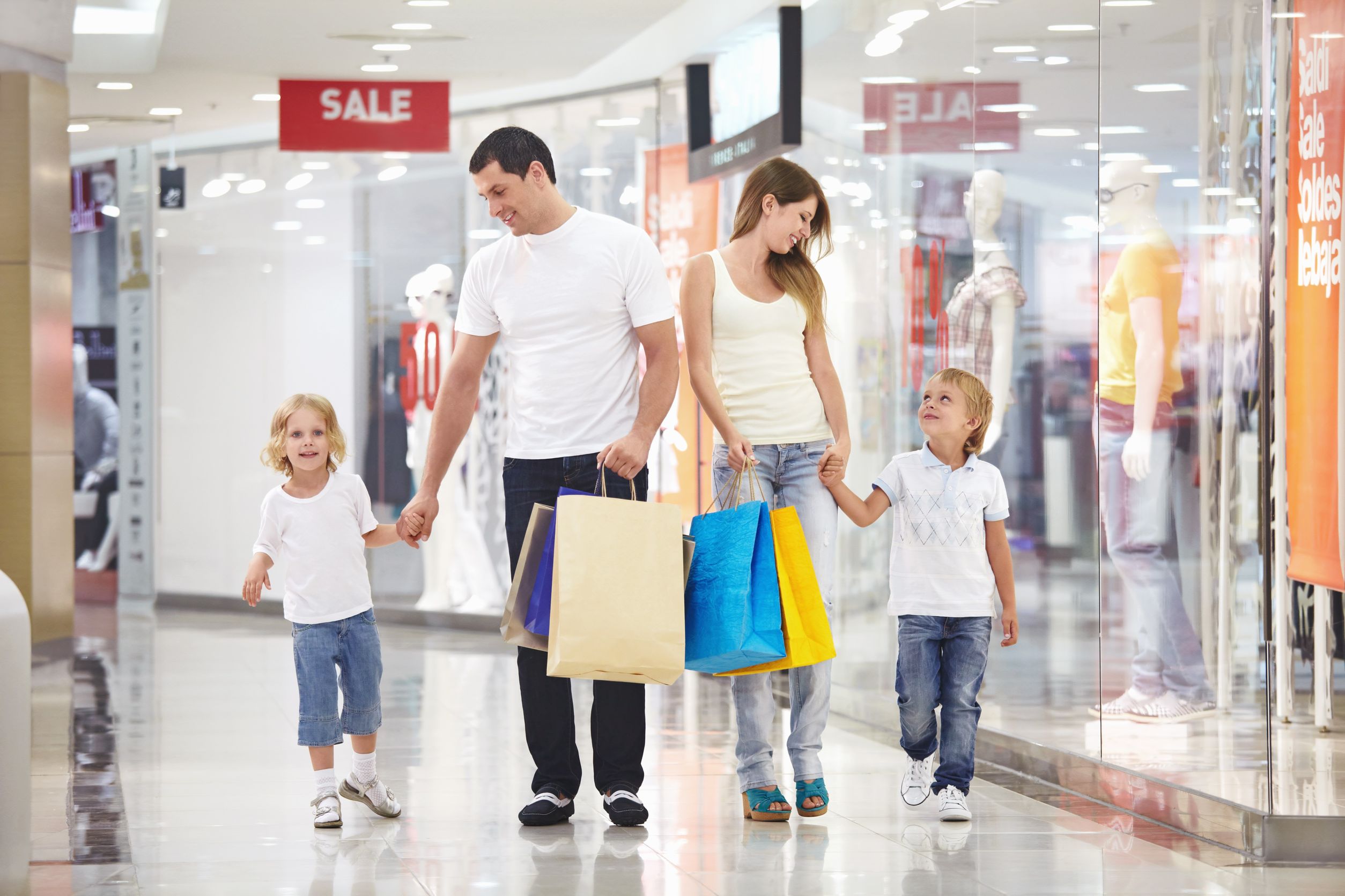 Shopping for Affordable Custom Tshirts in Bonner Springs for Your Business