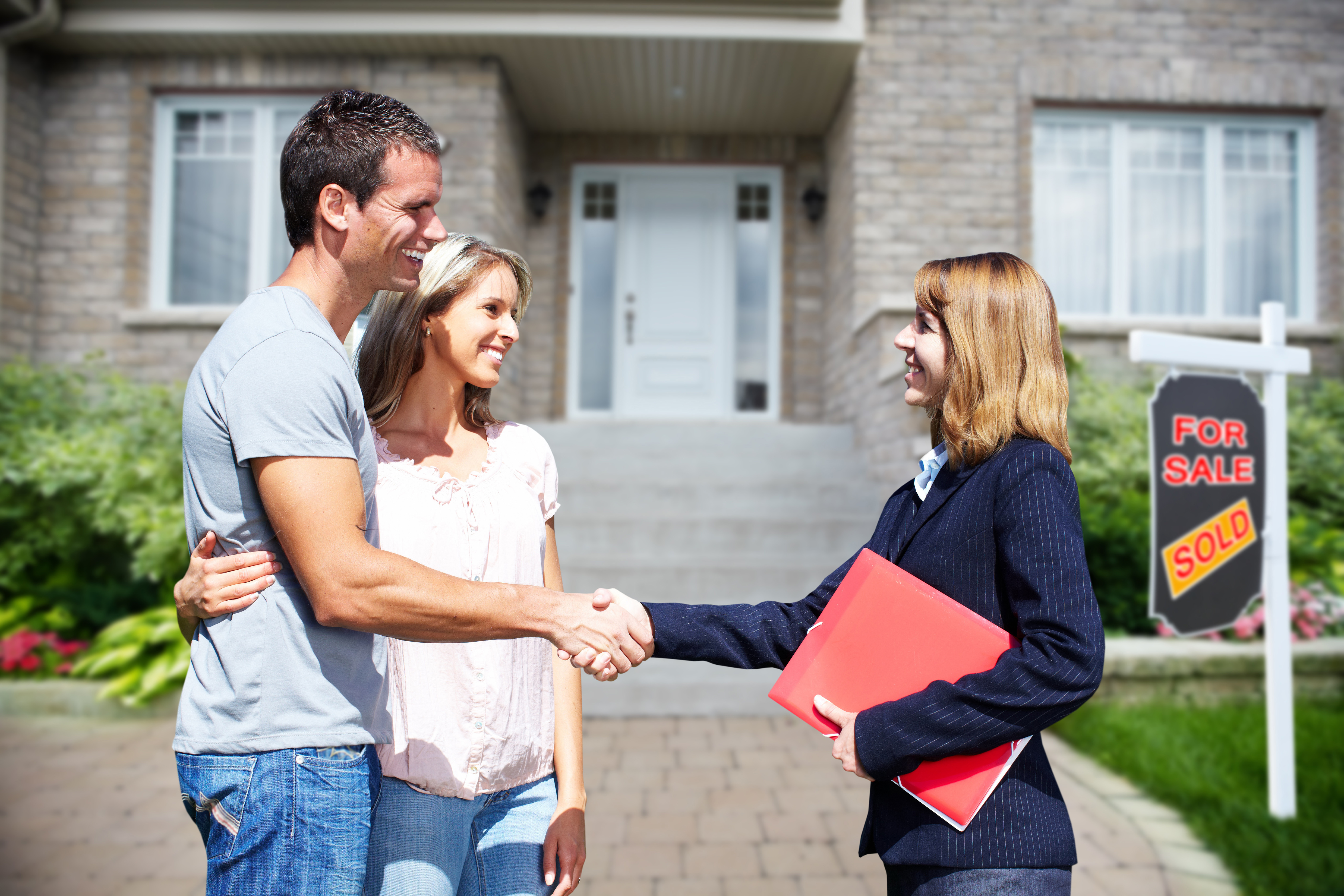 How to Boost Your Airbnb Income with Property Management in Las Vegas NV