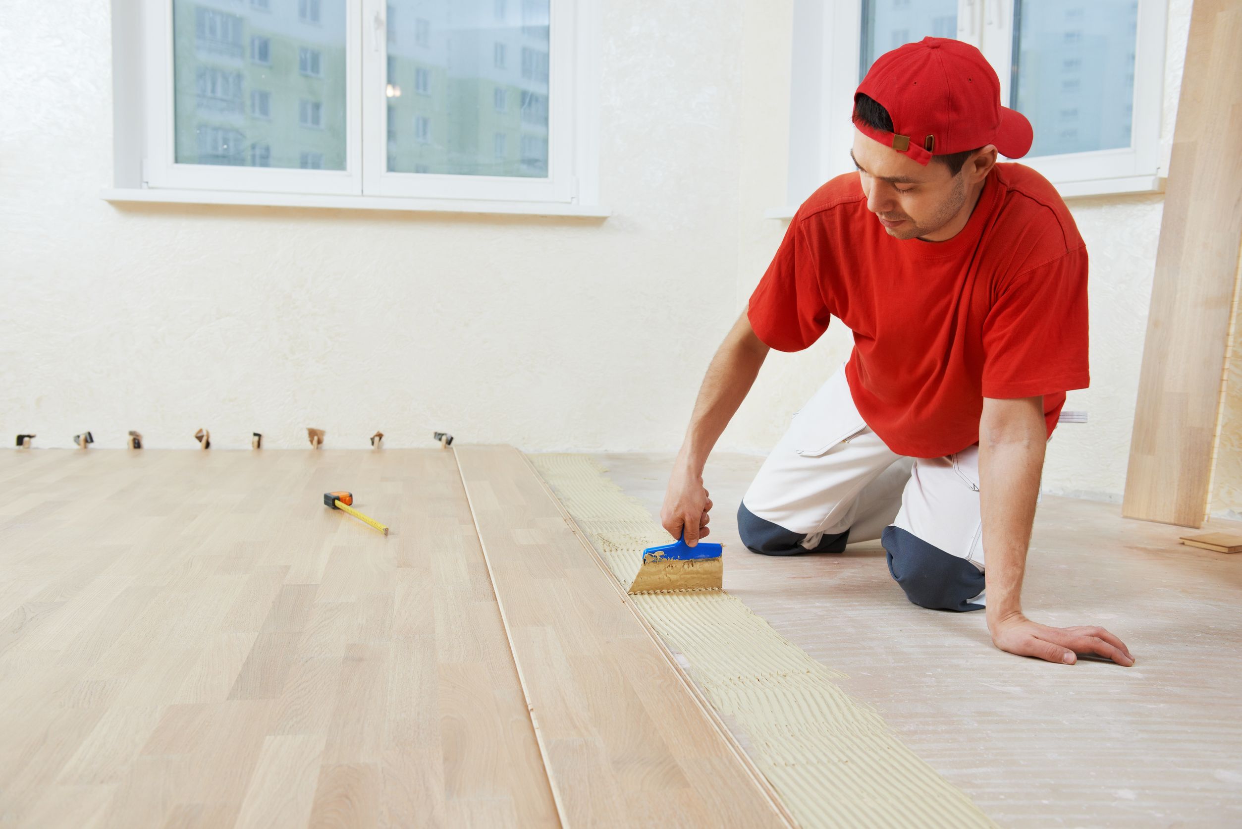 Budget-Friendly Remodels Begin with Discount Vinyl Tile Flooring for Lasting Appeal