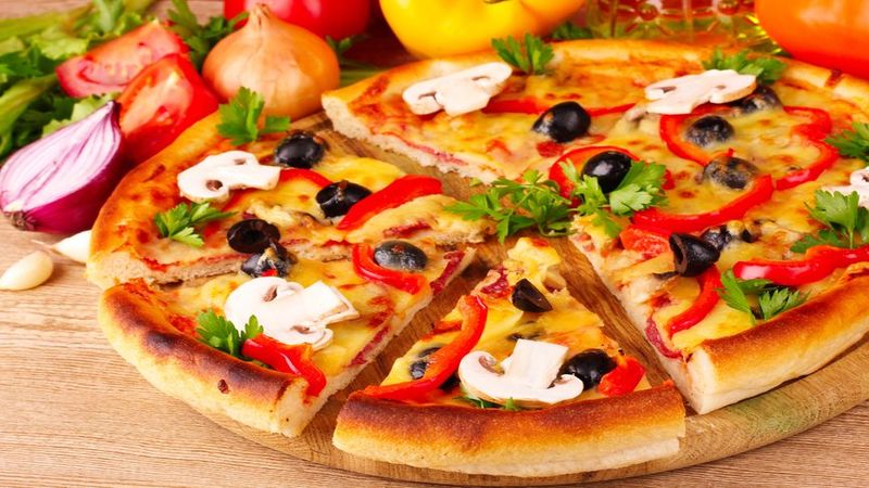 Pizza Places in Weston Provide Delicious Food for Business Travelers