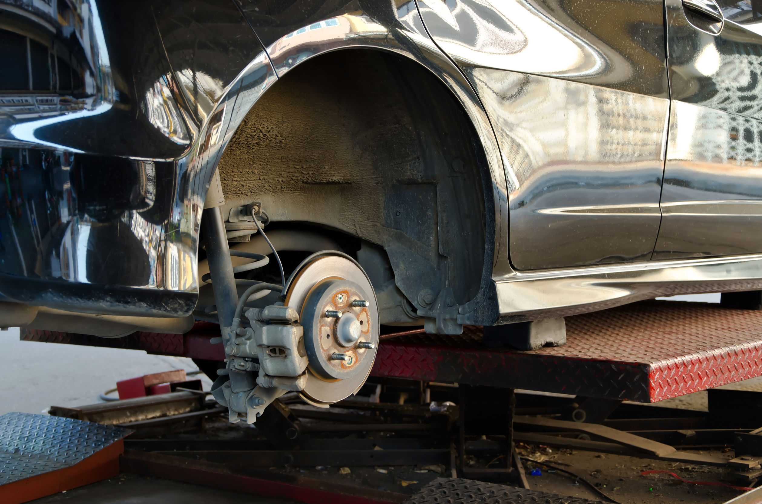 Consider the Benefits of Using a Local Auto Body Shop in Jefferson City, MO