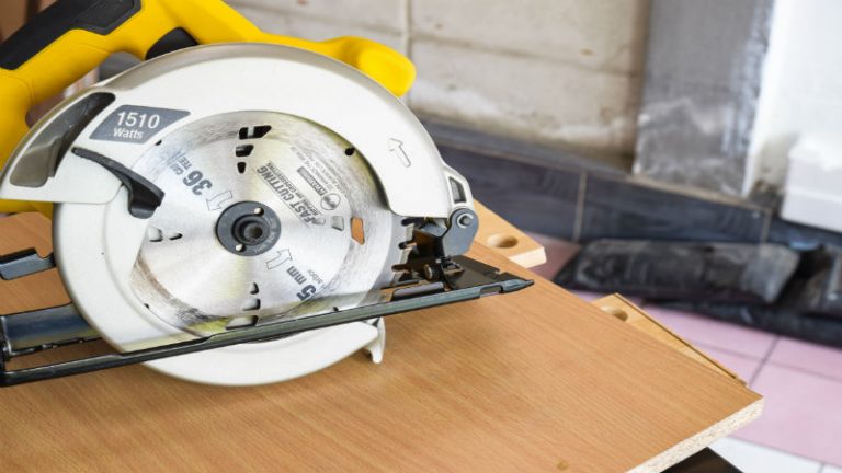 Wet Tile Saws for Beginners: Should You Rent or Purchase One?