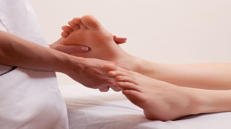 Utilize a Medical Professional Who Treats Ankle Pain in Bolingbrook