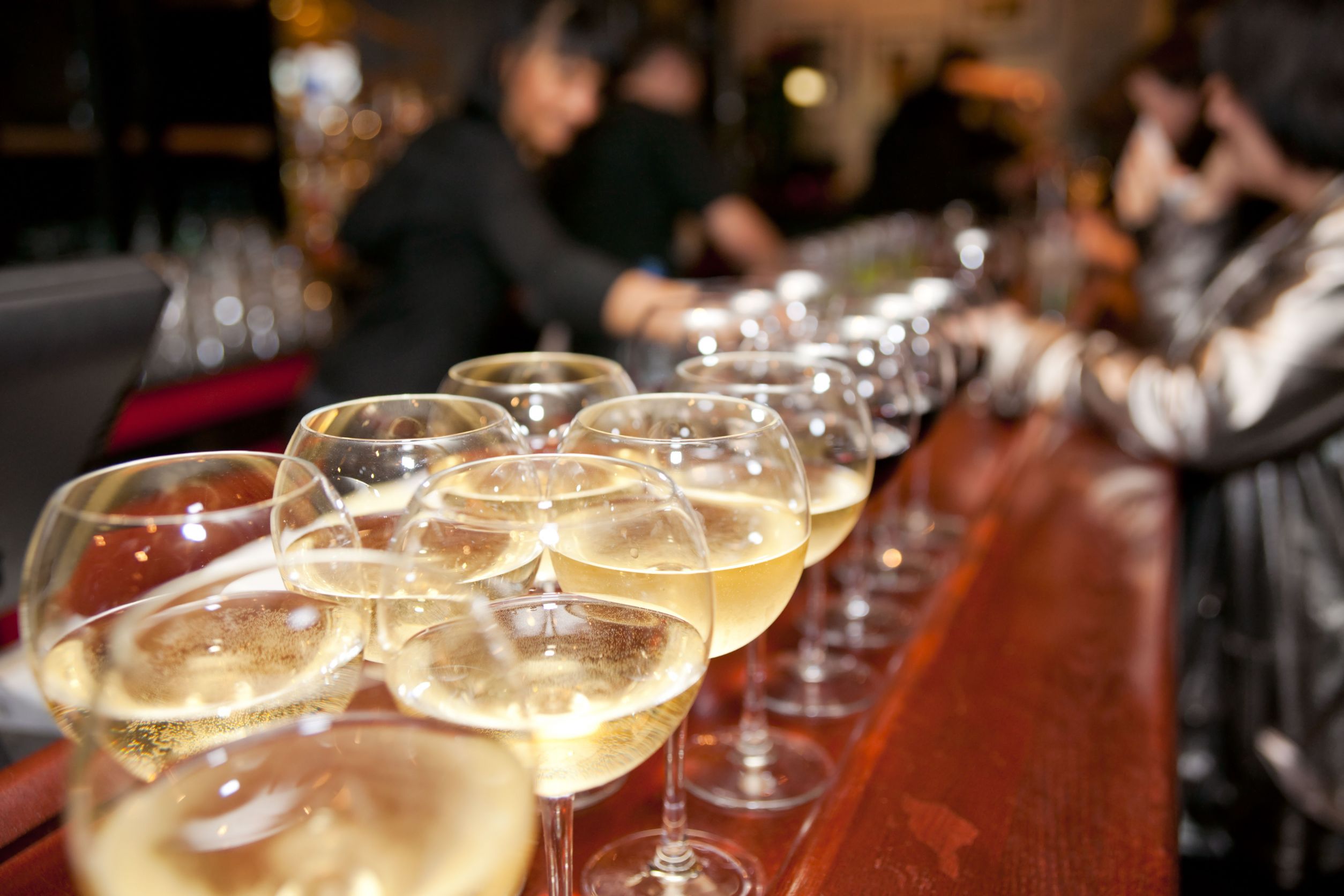 Alcohol Delivery in Minneapolis: The Best Way to Get Your Booze