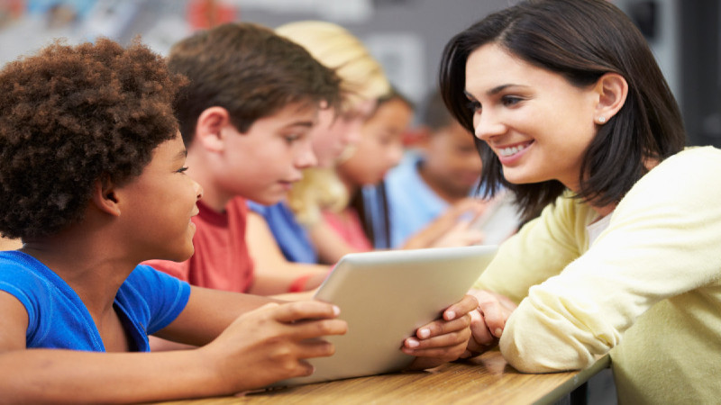 Managing Childhood Behavioral Issues with a Child Psychologist in Del Mar, CA