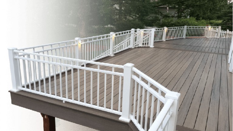 What to Know About Deck Contractors near Chicago