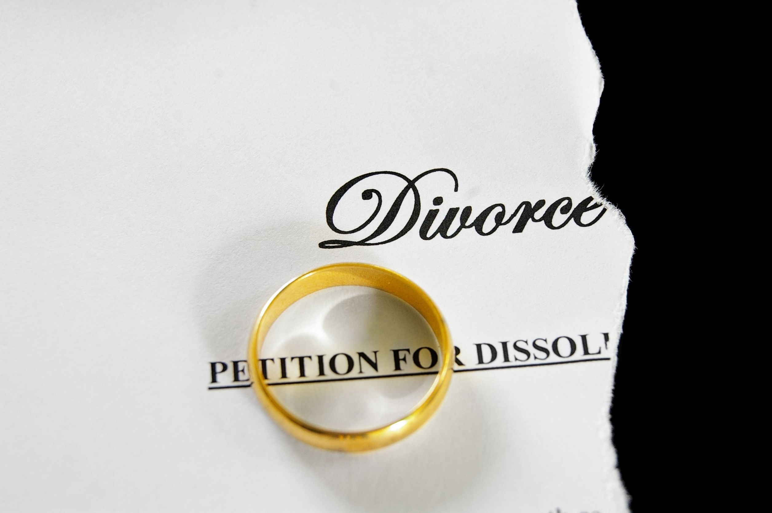 What to Expect From a Divorce Lawyer in Middlesex County
