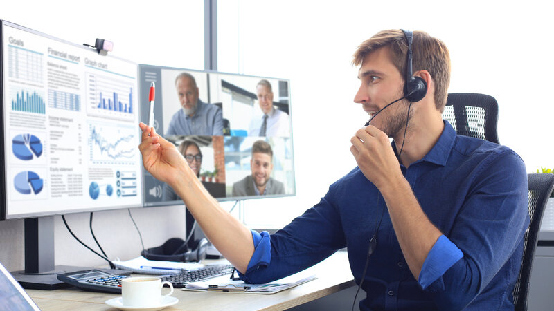 8 Advantages Of Hiring An Online Sales Trainer