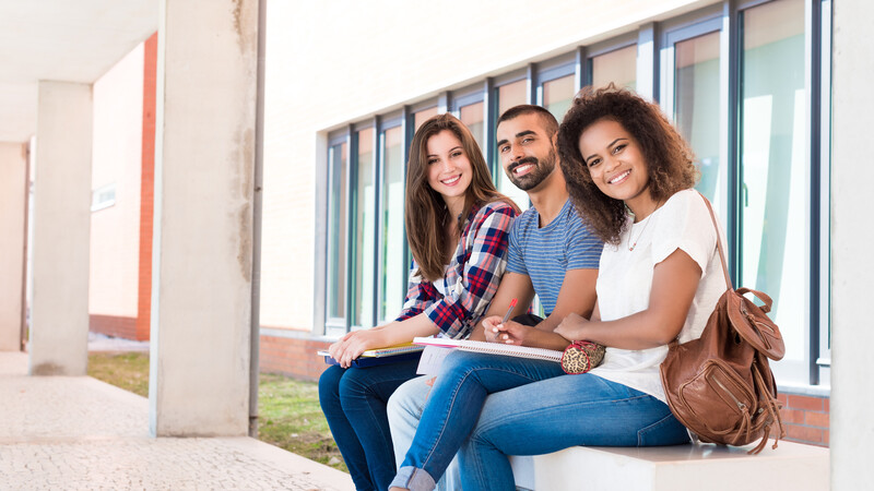 Some of the Benefits of Living in Student Apartments in Orlando