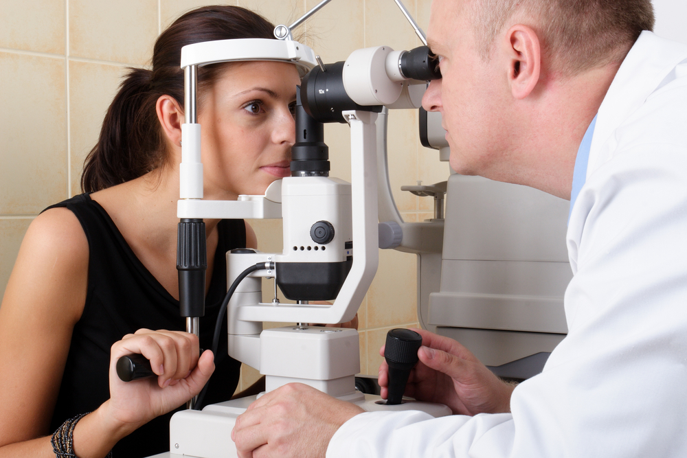 Signs A Person Needs Macular Degeneration In Lake Worth Treatment