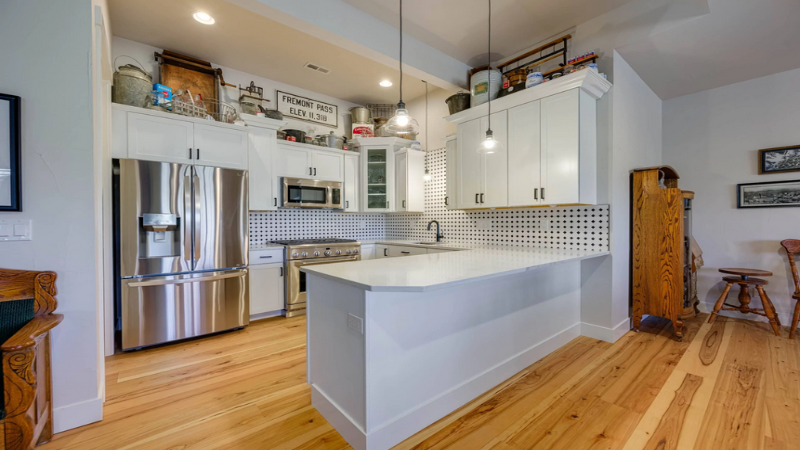 Choosing Vinyl Flooring in Loveland, CO, Offers Several Perks