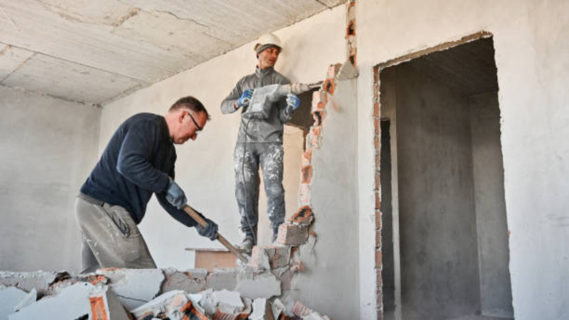 How Selective Demolition in Naples, FL, Can Help You Renovate on a Budget