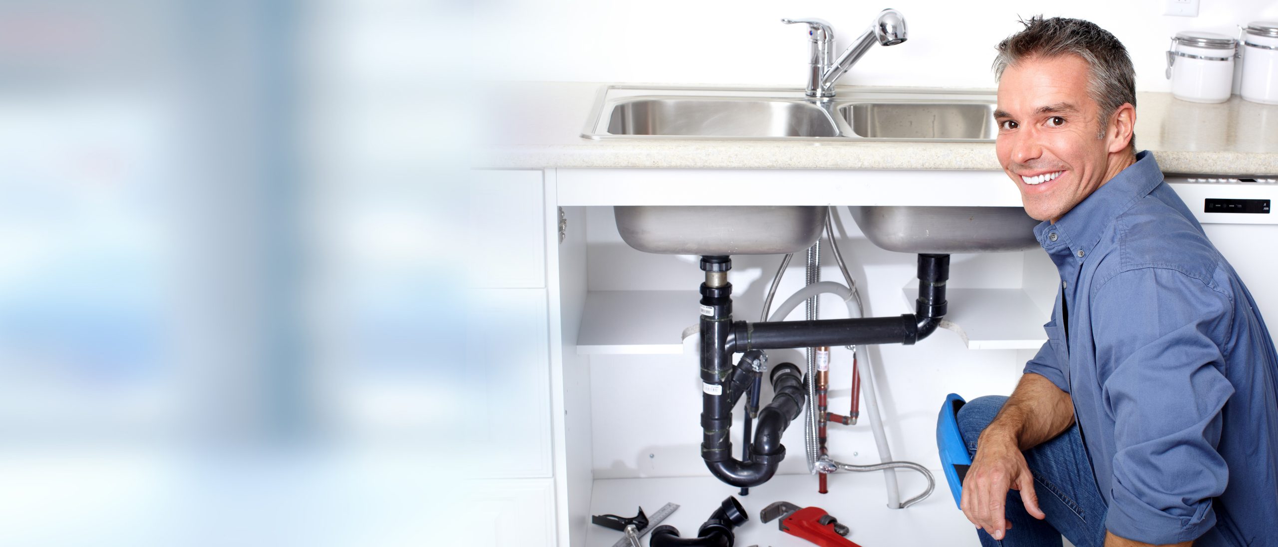 Find Fast Emergency Solutions With a Plumber Bainbridge Island, WA Residents Trust