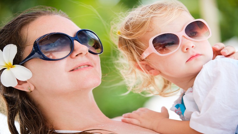 Sourcing Sunglasses for Wholesale: Quality and Trends to Consider