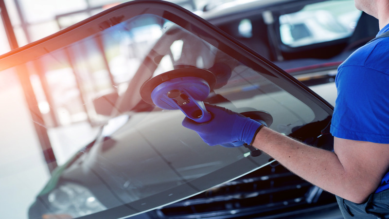 Efficient Auto Glass Near Pewaukee, WI: Exceptional Service Awaits