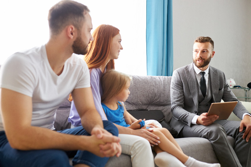 How Marriage Counseling Forest Lake, MN Rebuilds Trust, and Communication in Relationships