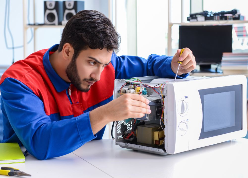Common Issues Solved by Home Appliance Repair Oakland County, MI Professionals