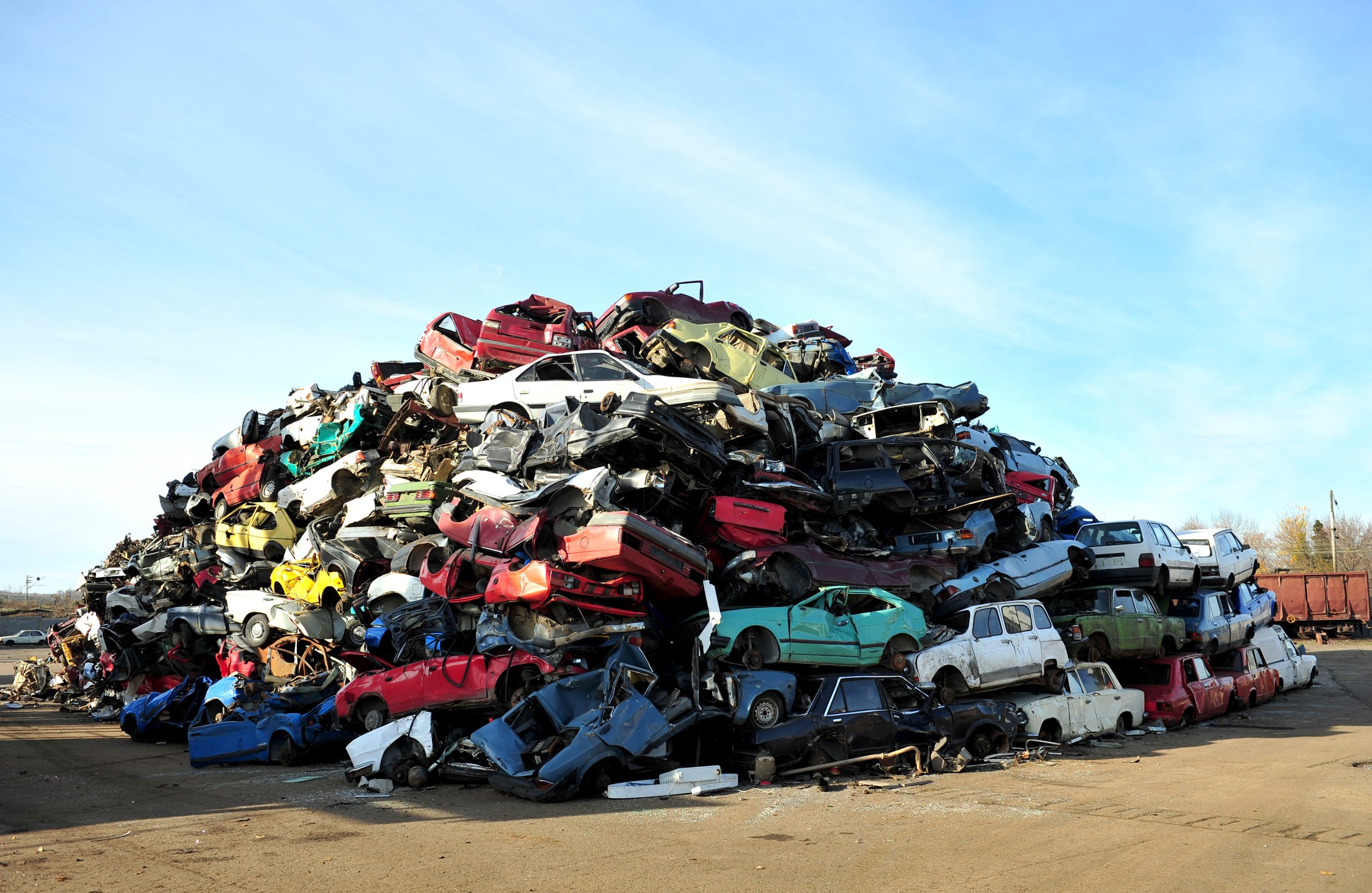 Turn Your Old Vehicle Into Cash With a Local Junk Car Buyer Suffolk County Solution