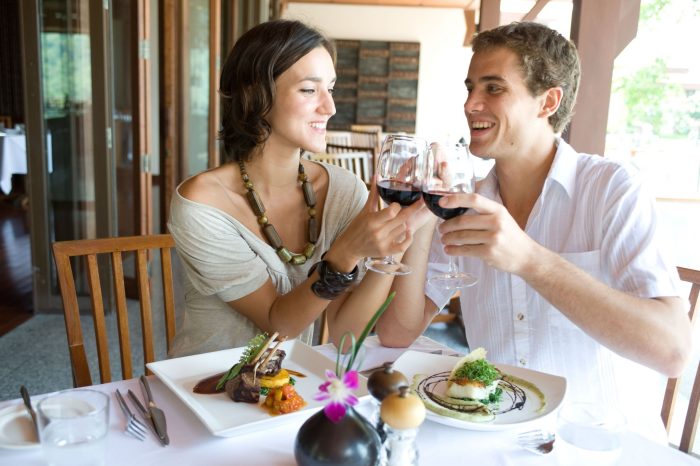 Experience farm fresh ingredients at a local restaurant, Overland Park, KS residents love