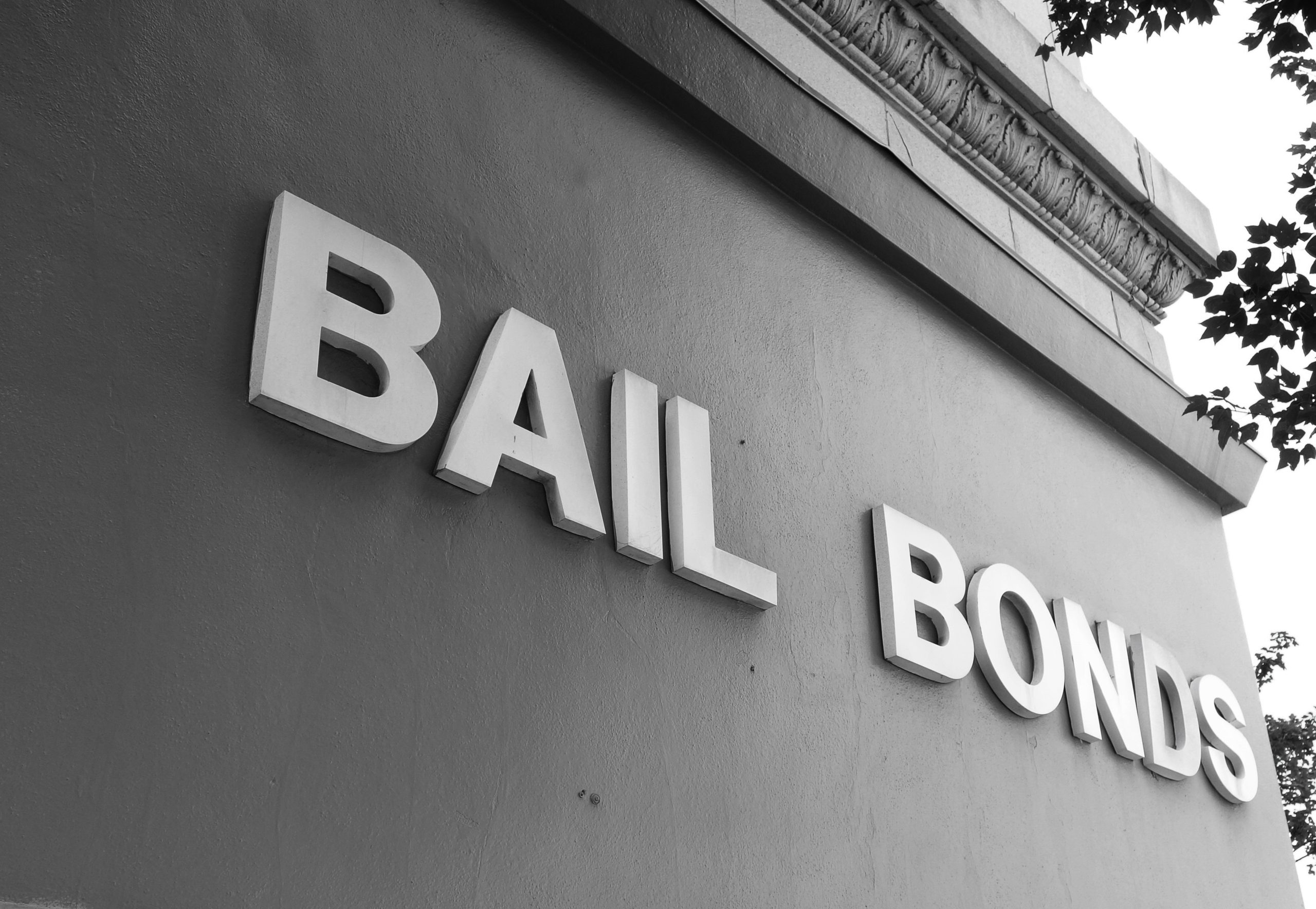 How Fast Can You Get Help with 24/7 Bail Bonds in Phoenix?