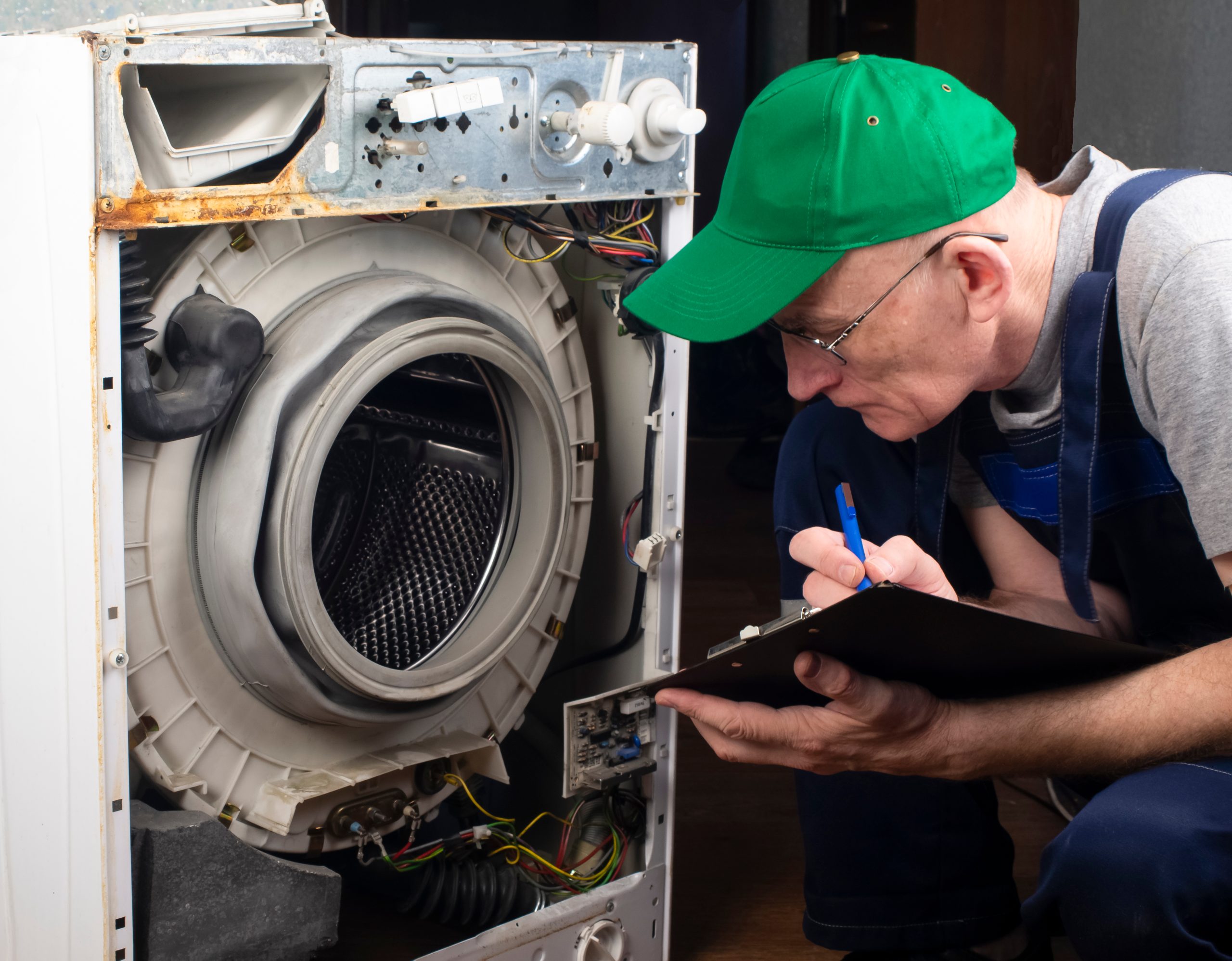 Enjoy Time-Saving Convenience with Laundry Services in Schaumburg, IL for Busy Families