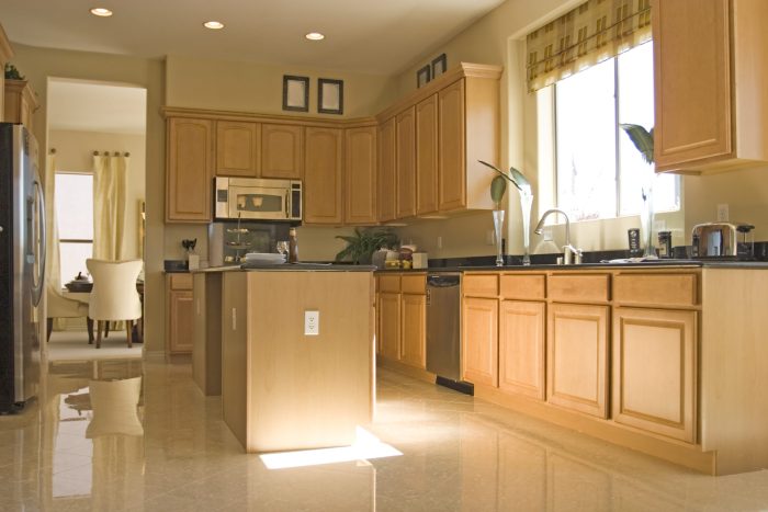 Choosing the Right Contractor for a Kitchen Remodel in Branford for a Stress-Free Renovation